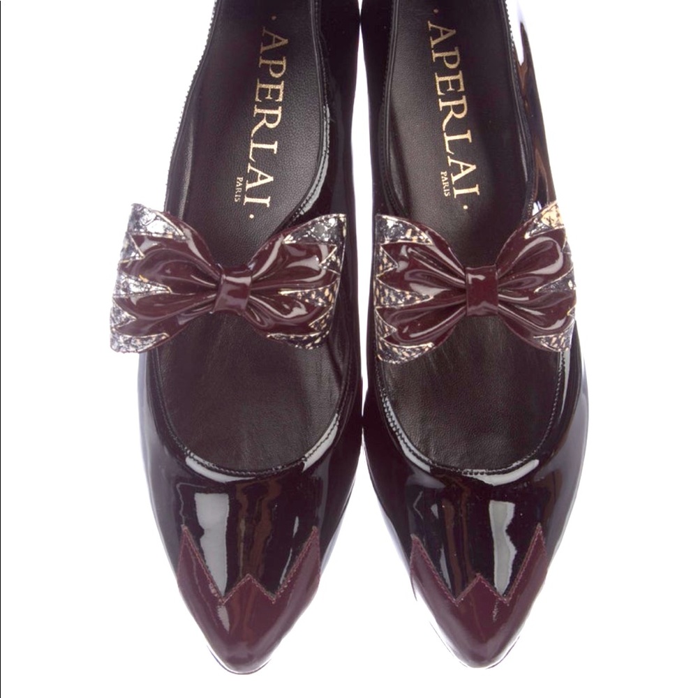 Aperlai pointed patent leather flats 9.5/ 39.5